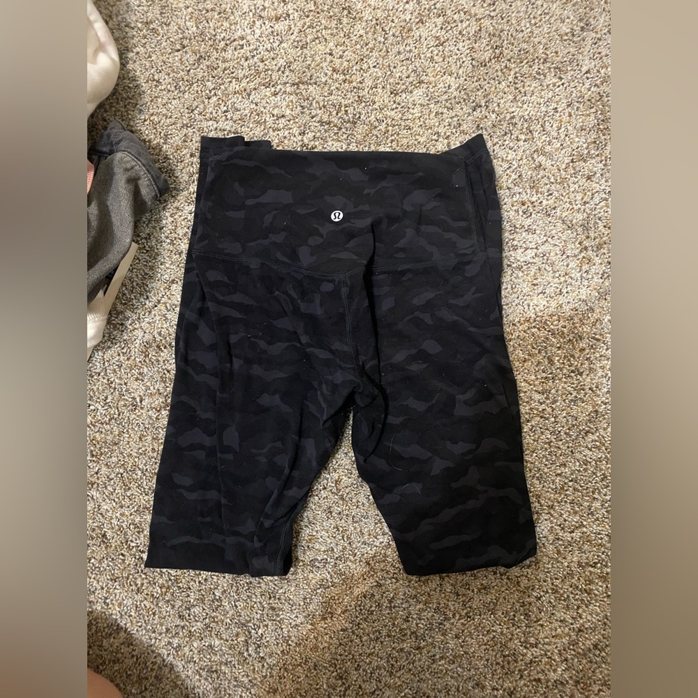 LULULEMON camo align leggings size 4